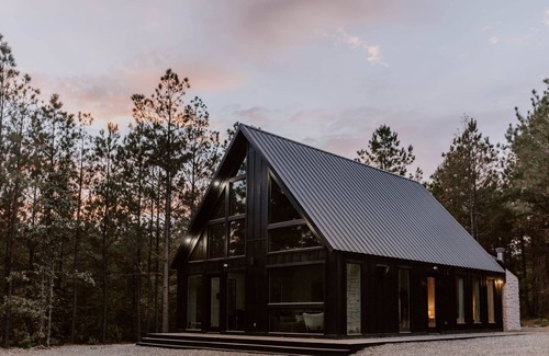 Hochatown Casa | The Denizen – Luxury Cabin Nestled Among the Pines