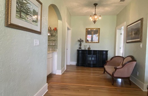 Fredericksburg Cabina | The Deodara Inn