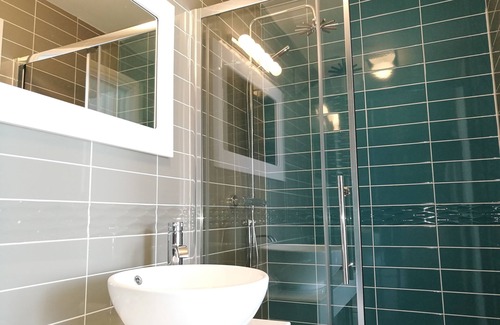 Torquay City Centre Hotel | The Devon Court