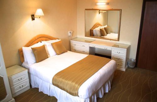 Exmouth Cama Y Desayuno | The Devoncourt Resort