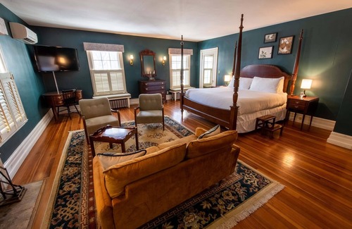 Lenox Casa | The Dewey
