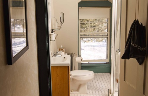 Lenox Casa | The Dewey