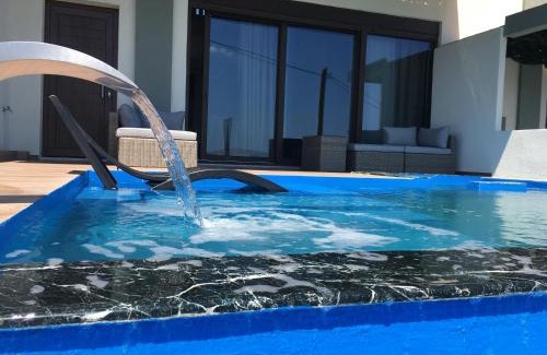 Sithonia Casa | The Diamond of Kriaritsi "Villas with private pools & hydromassage"