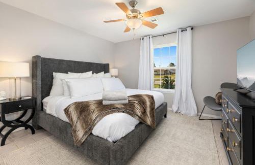 Downtown Casa | The Dime-1 mi to Downtown-1 Block to MTB Trail