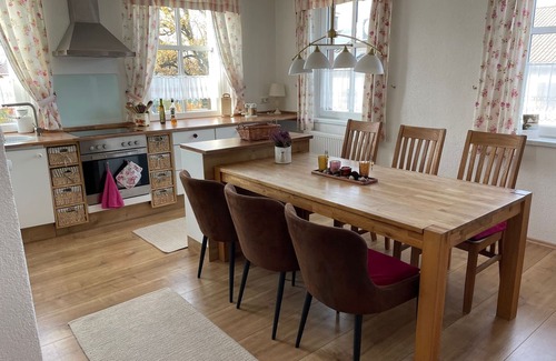 Gruenenbach Apartamento | El apartamento "The Dirndl Queen" en Allgäu para 7 huéspedes de 110 m².