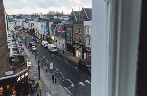 Colville Hotel | The Distillery