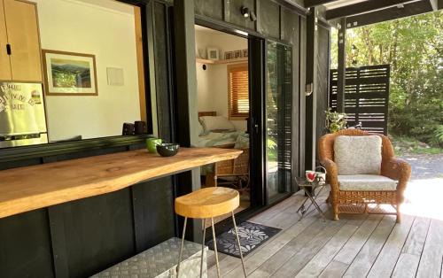 Raglan Casa | The Divvy Hut Raglan Retreat