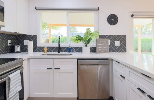 Mesa Grande Casa | The Dixon House · Nicest Private Home Neighboring The Cubs Stadium.