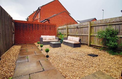 Newport Casa | The Dock House - Newport City Centre