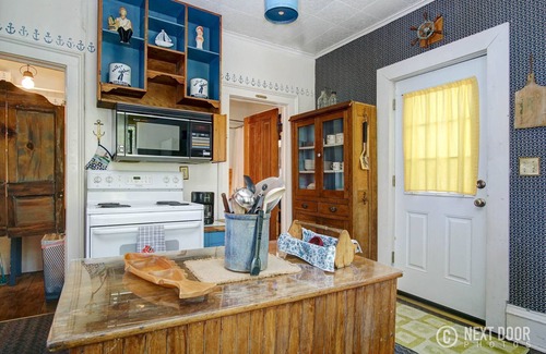 Ludington Casa | The Dock House - Al lado del City Marina y a cuadras de la playa y del centro.