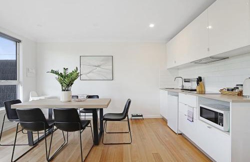 Rye Casa | The Dolphin Cottage - 250m to bay beach