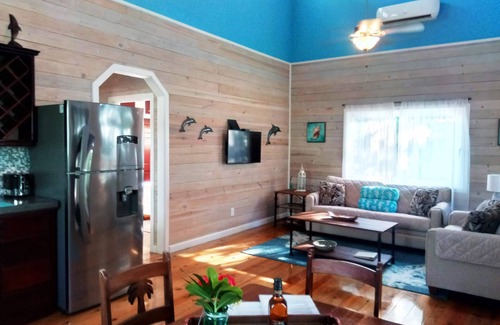 Isla de Utila Casa | The Dolphin House -Una cabaña de playa Serenity