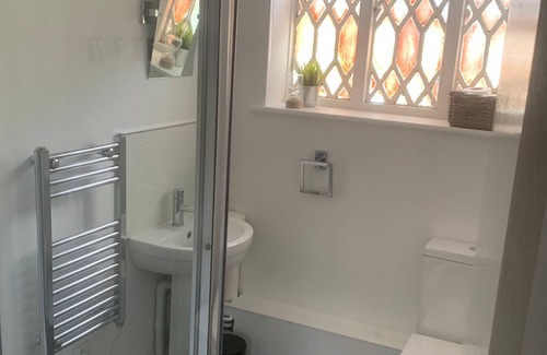 Hursley Casa | The Dolphin Inn