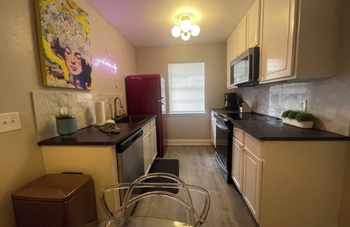 Sherman Casa | The Domino in Sherman 2 bedroom Townhouse