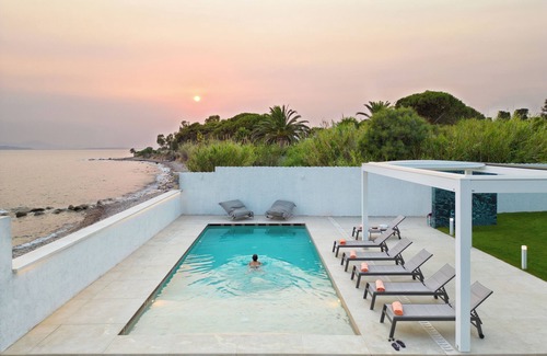 Quartu Sant'Elena Villa | The Door to the Sea of S'Arpagiu, direct access to the sea, private pool