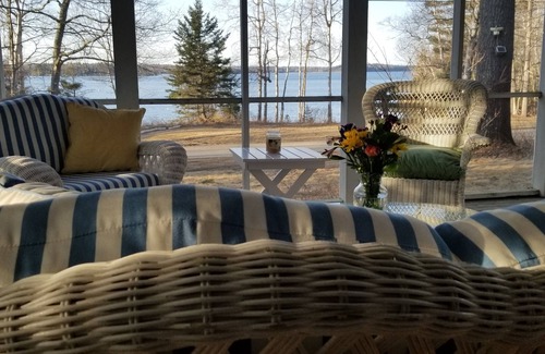 Islesboro Casa | "The Dory" on Penobscot Bay, Mid-Coast Maine