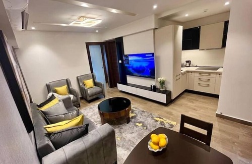 Osu Apartamento | The DoubsGray Suite - A Luxury Haven