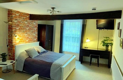 Freefolk Casa | The Dove Inn