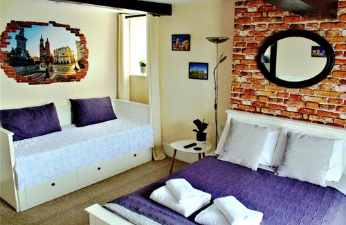 Freefolk Casa | The Dove Inn