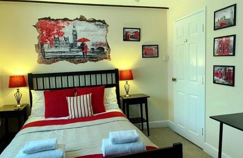 Freefolk Casa | The Dove Inn