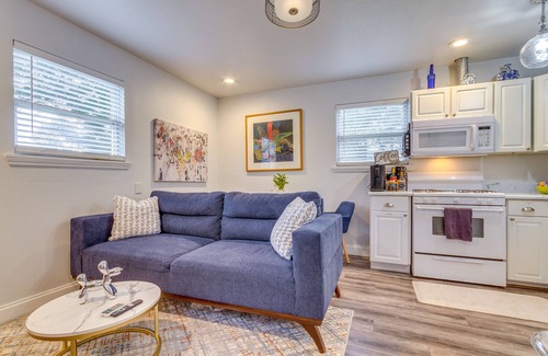 South Pensacola Casa | 'The Dragonfly House' - Walk to Downtown Pensacola