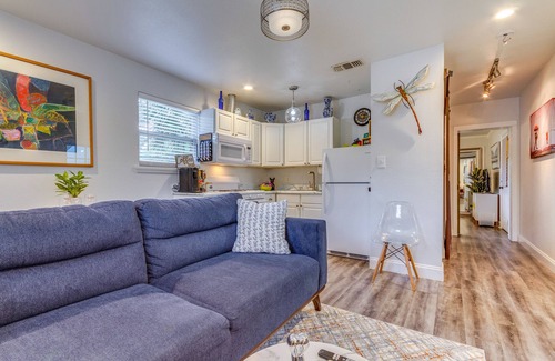 South Pensacola Casa | 'The Dragonfly House' - Walk to Downtown Pensacola