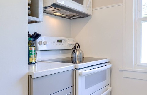 Midtown Casa | The Draper Inn - Updated Historic Home with a Vibe