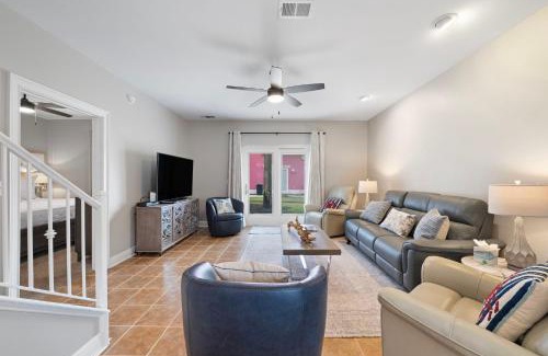 Sunset Pass Apartamento | The Dreamsicle by Vacation Homes Collection