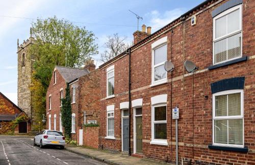 York Casa | The Drey - Modern cottage for four in York Centre