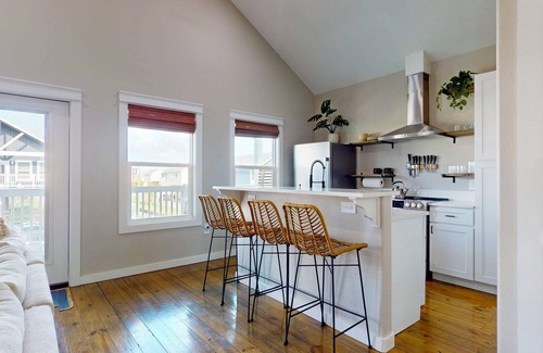 Port Bolivar Casa | The Drift Villa: 2 BR, 2 BA House in Gilchrist, Sleeps 6
