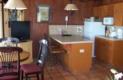 Central Beach Hotel | The Driftwood Resort