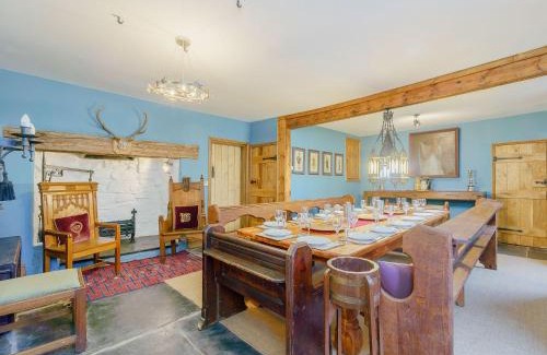 Corwen Casa | The Druids