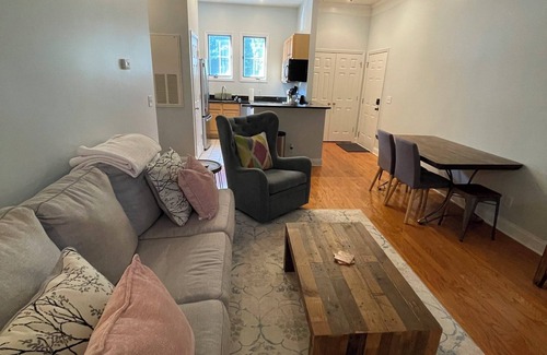 First Ward Condominio | The Duchess of UpTown - 1st Ward!