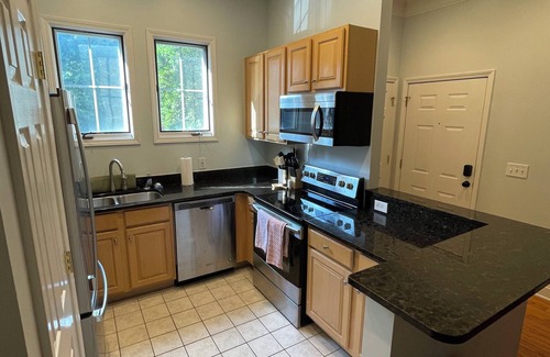 First Ward Condominio | The Duchess of UpTown - 1st Ward!