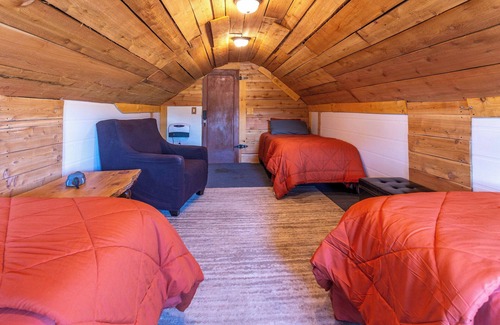Stanwood Cabina | The Duck Camp Lodge in Stanwood