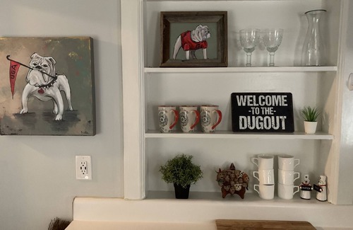 Athens Casa | The Dugout, Walk to All UGA Sports!