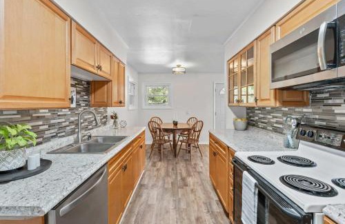 Durham Casa | The Duke Retreat Close to Duke & Downtown Villa