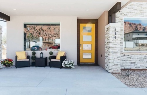 Hildale Casa | The Dunes-3Bed, 3Bath, Hot Tub