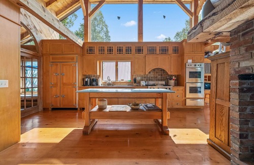 Rangeley Casa | The Dunn Main House - Gorgeous home on Mooselookmeguntic Lake