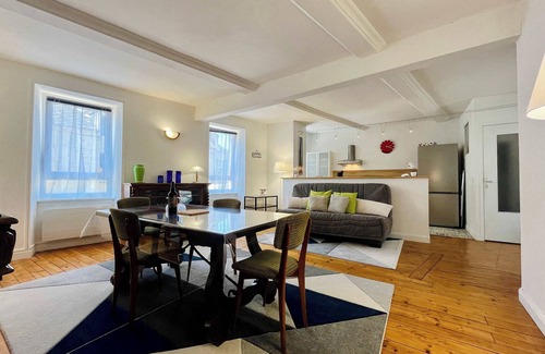Grandcamp-Maisy Apartamento | The Duplex des Flots – Grandcamps Beach.