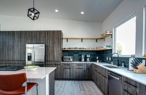 Tallahassee Casa | The Dylan - Ultra Modern Luxury Home