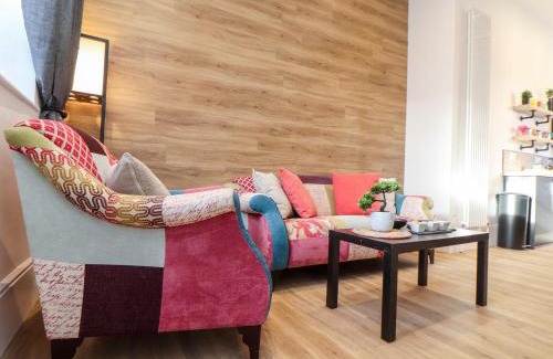 Helston Apartamento | The Dynar