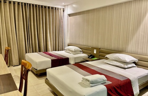 San Lorenzo Hotel | The E-Hotel Makati
