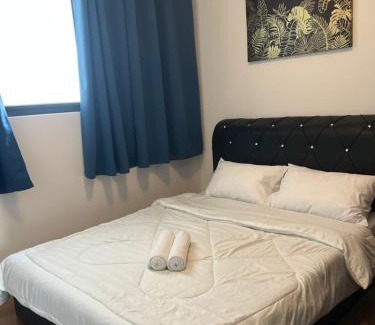 Taman Pertama Apartamento | The E48-10 Stay