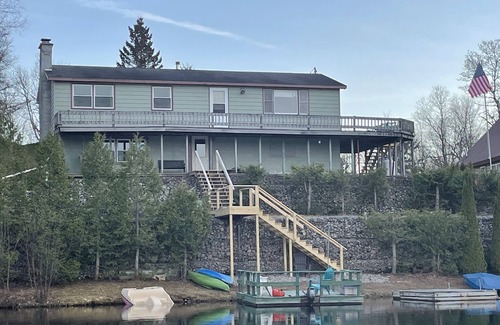 Star Lake Casa | The Eagles Nest Lake House