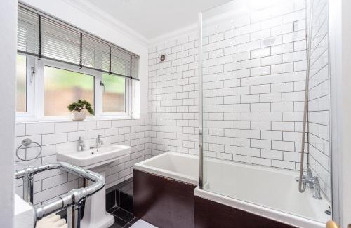 West Ealing Apartamento | The Ealing Villa
