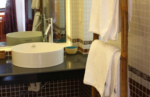 Cam Chau Hotel | The Earth Villa