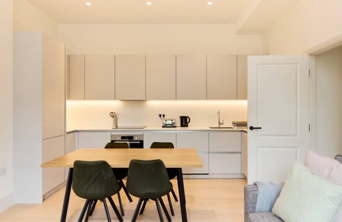 St. Dunstan's Apartamento | The East London Mile Crib - Bright 2bdr Flat
