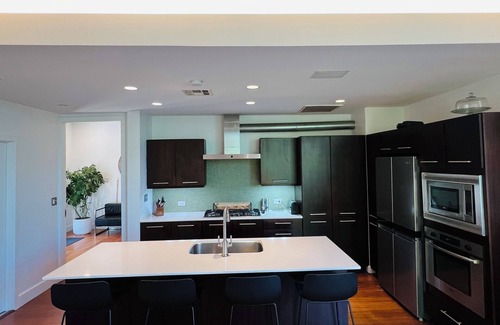 Austin Casa | The Eastwood Estate: secluded yet convenient, and with all the modern amenities
