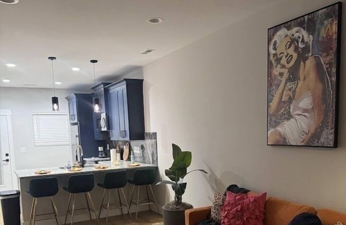 Concord Casa | The Eclectic Escape!! Stylish 3BR, 2.5BA townhome in concord